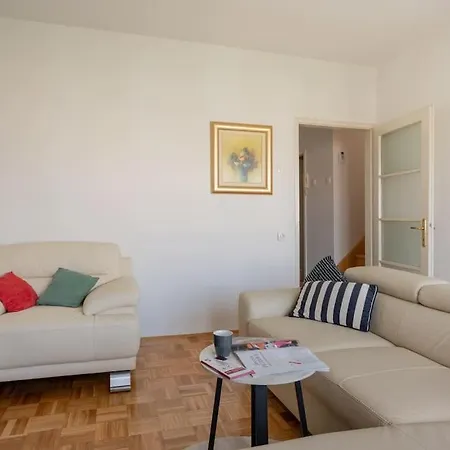 Rooftop Li -new, Modern, Center Apartamento Split
